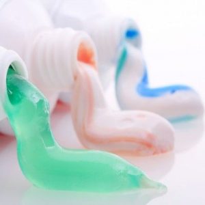 眼鏡起霧 牙膏