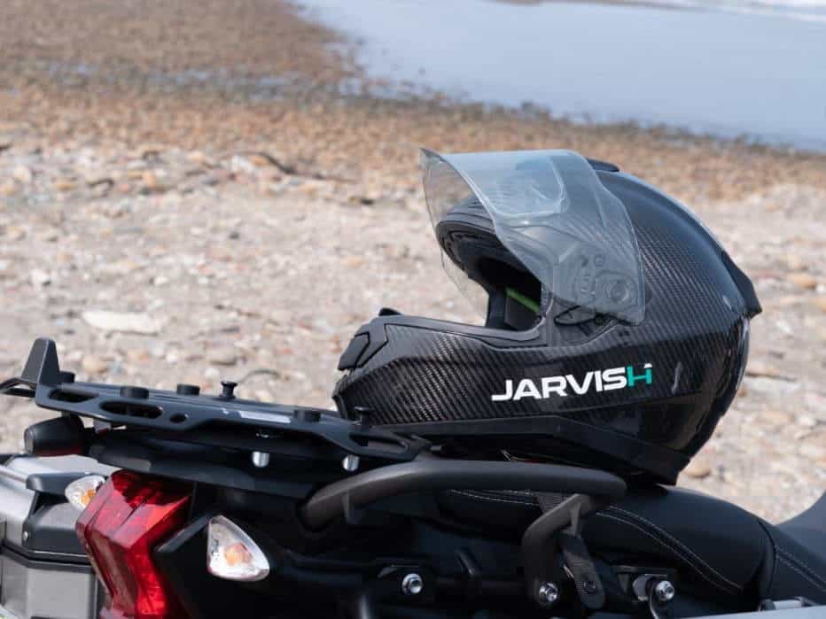 【JARVISH 安全帽實測】智慧安全帽新星，搞定錄影、耳機、聲控、充電！